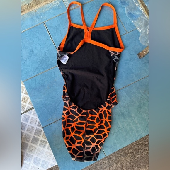 Arena Orange Print Polycarbonite II Challenge One Piece Swimsuit - Picture 3 of 7